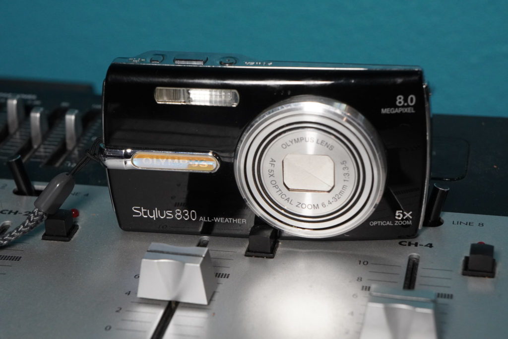 Olympus Stylus 830 digital camera
